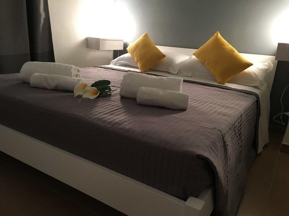 Dormi A Roma Bed & Breakfast Exterior photo
